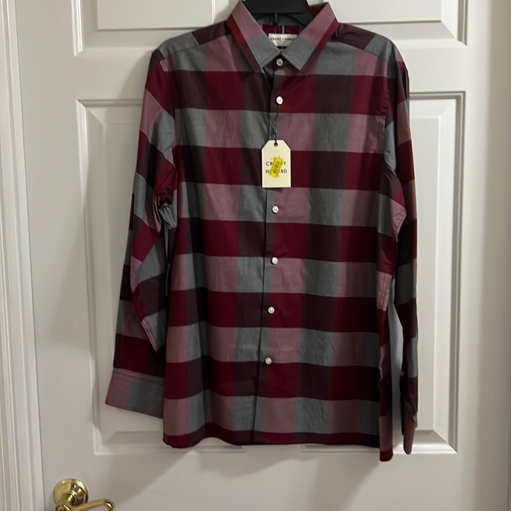 Dress shirt never worn bought at Dillard. New